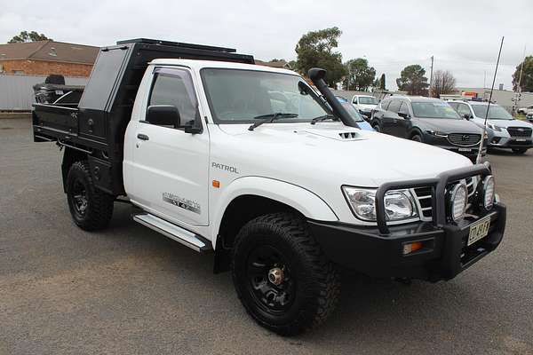 2006 Nissan Patrol ST GU II 4X4