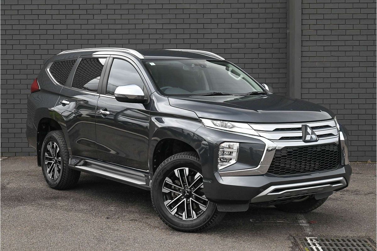 2023 Mitsubishi Pajero Sport GLS QF