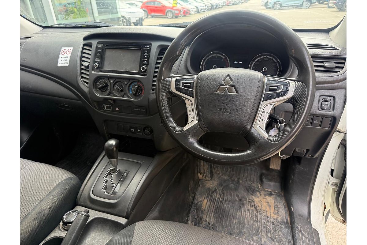 2021 Mitsubishi Triton GLX MR 4X4