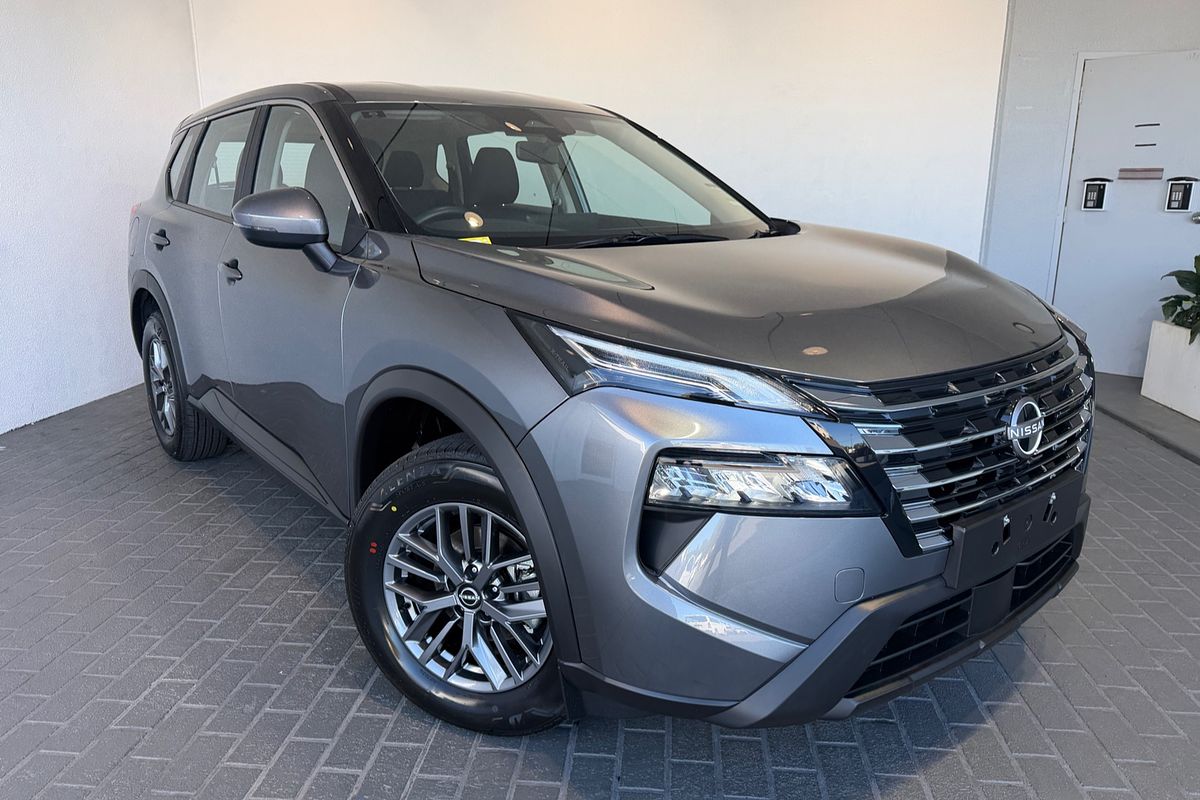 2026 Nissan X-TRAIL ST T33