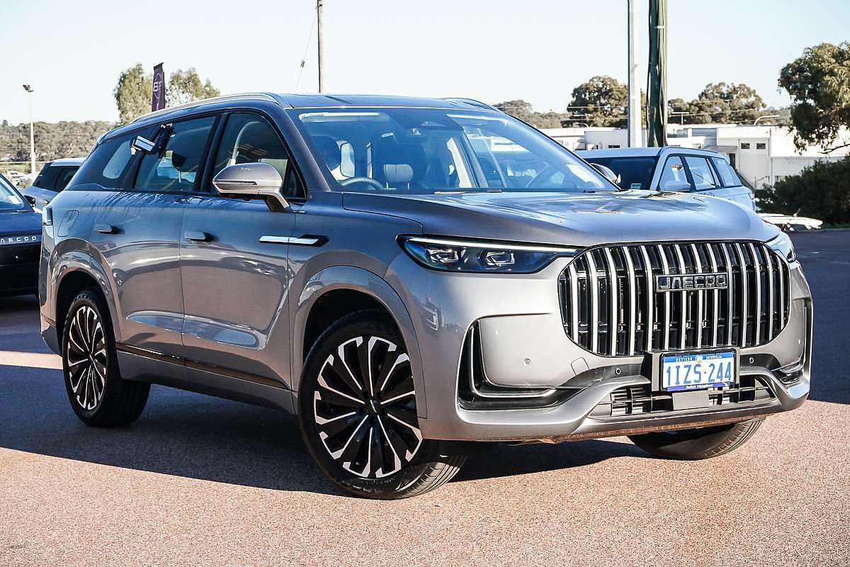 2025 OMODA JAECOO J8 Track