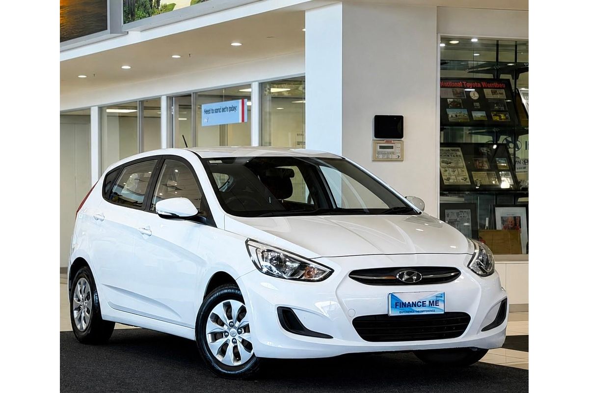 2017 Hyundai Accent Active RB4