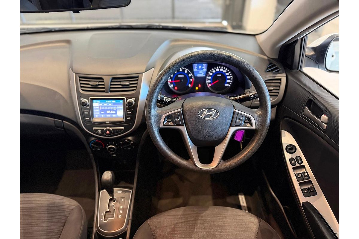 2017 Hyundai Accent Active RB4