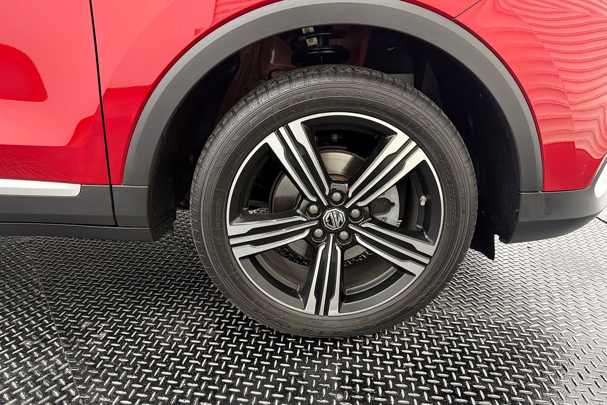 2020 MG ZS Essence AZS1
