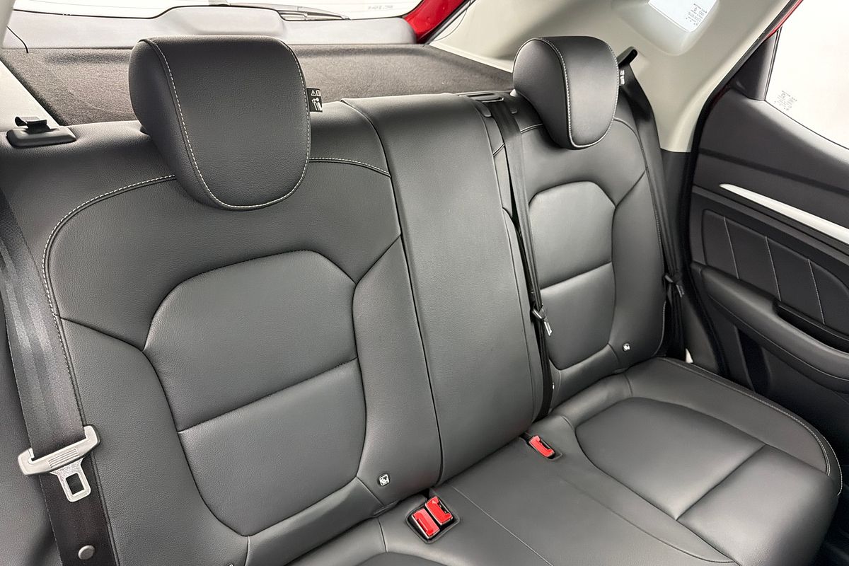 2020 MG ZS Essence AZS1