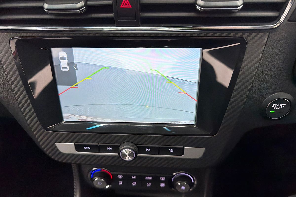 2020 MG ZS Essence AZS1