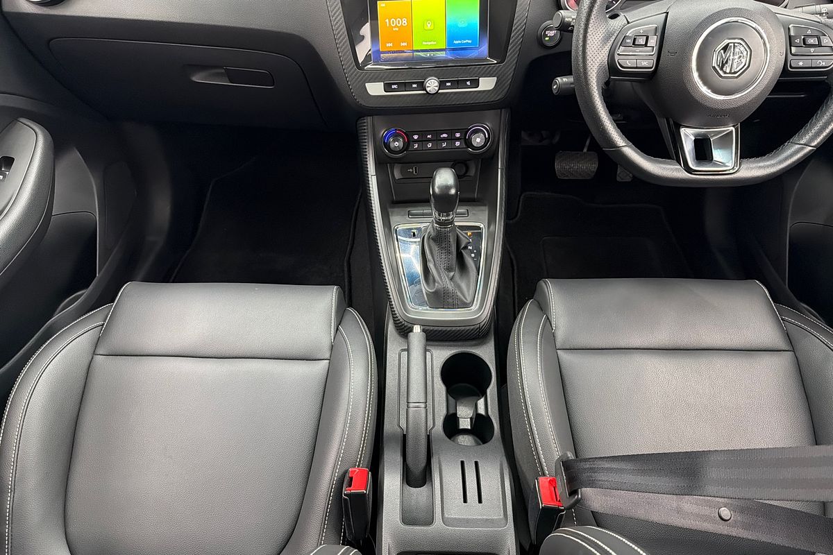 2020 MG ZS Essence AZS1