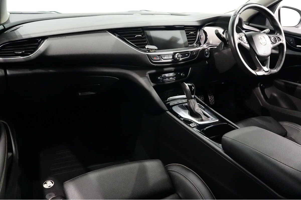 2018 Holden Commodore RS-V ZB