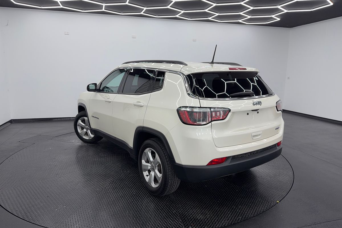 2017 Jeep Compass Longitude M6