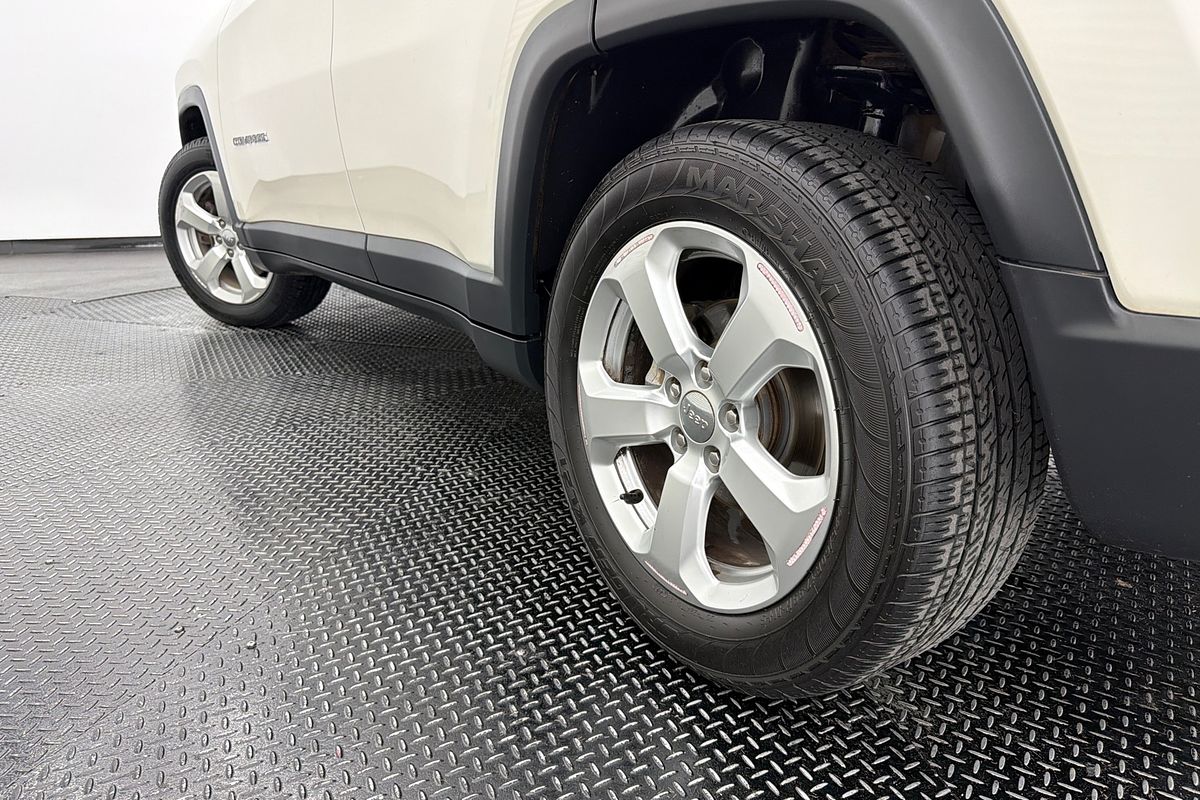 2017 Jeep Compass Longitude M6
