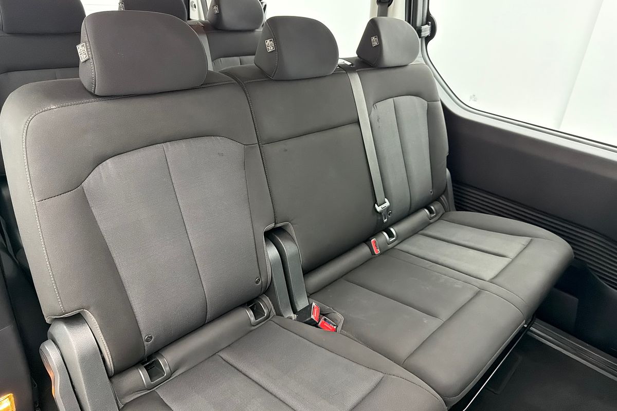 2022 Hyundai STARIA US4.V2