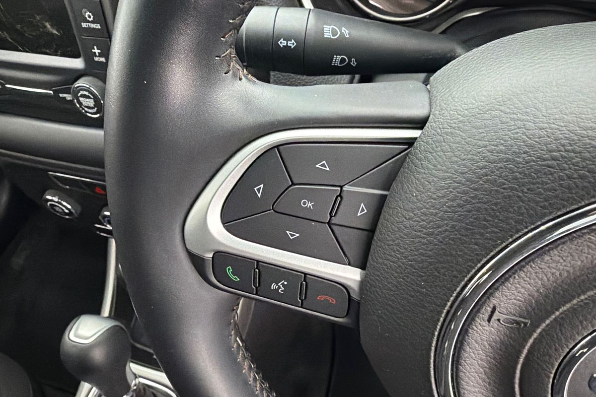 2017 Jeep Compass Longitude M6