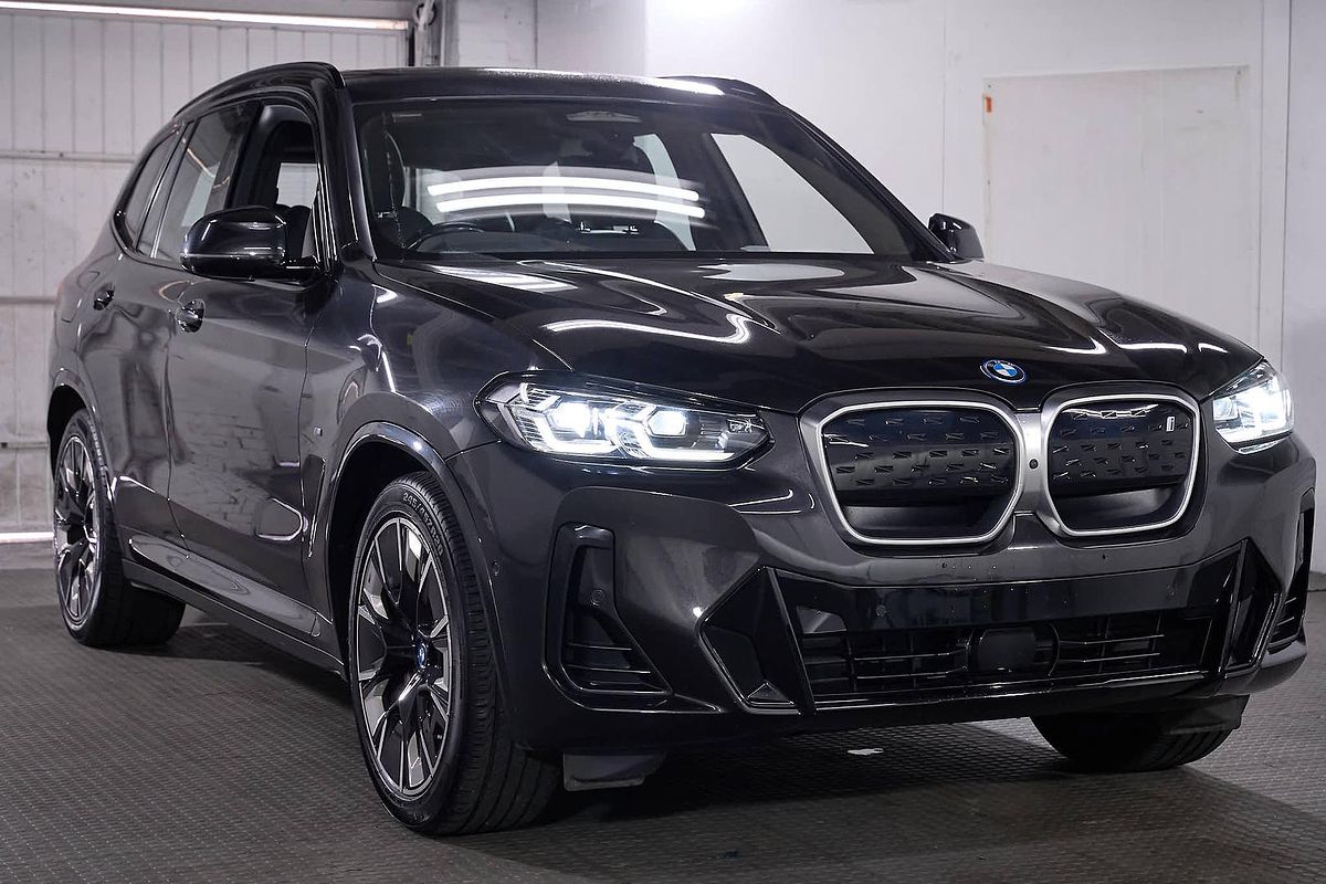 2023 BMW iX3 M Sport G08