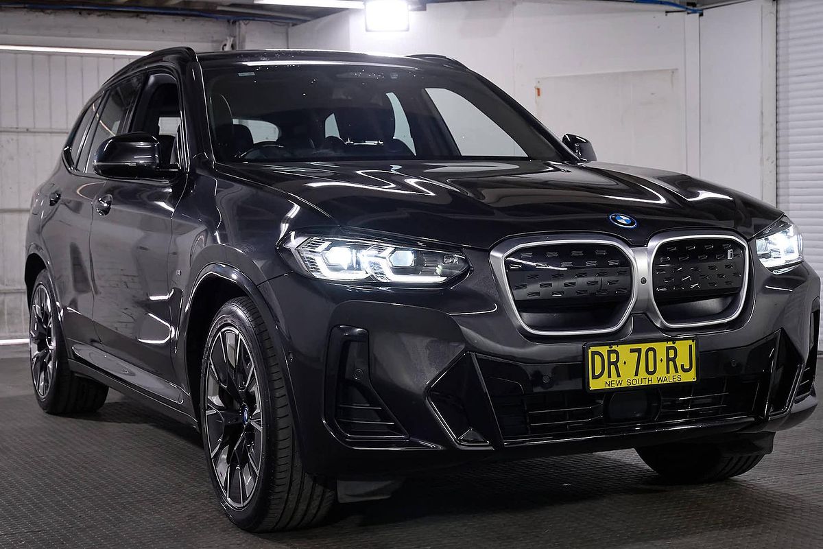 2023 BMW iX3 M Sport G08