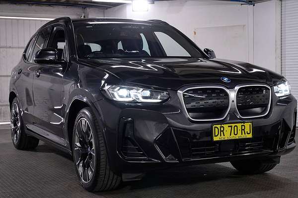 2023 BMW iX3 M Sport G08
