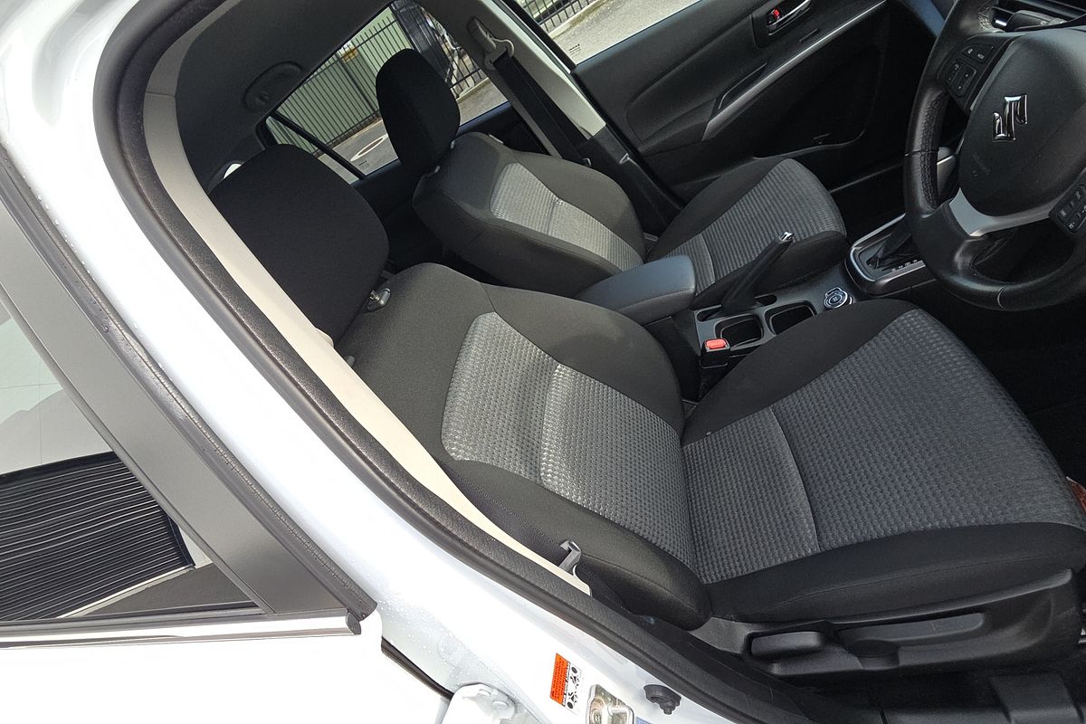 2023 Suzuki S-Cross ALLGRIP JYB