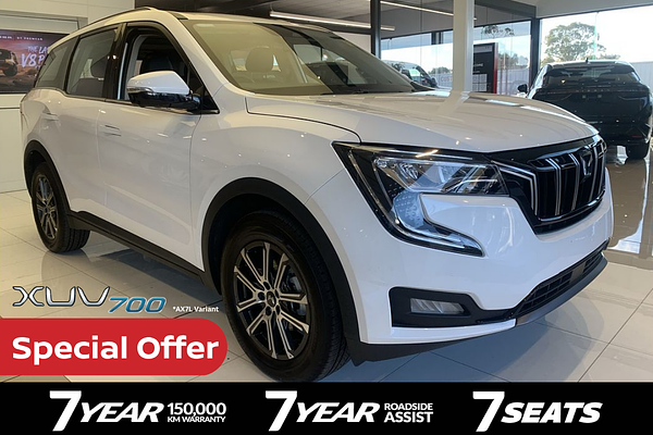 2025 Mahindra XUV700 AX7L