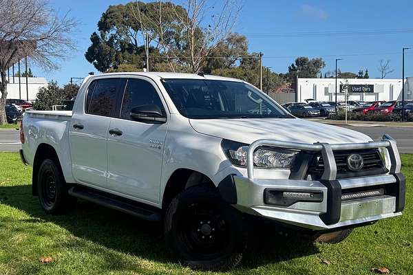 2021 Toyota Hilux SR GUN126R 4X4