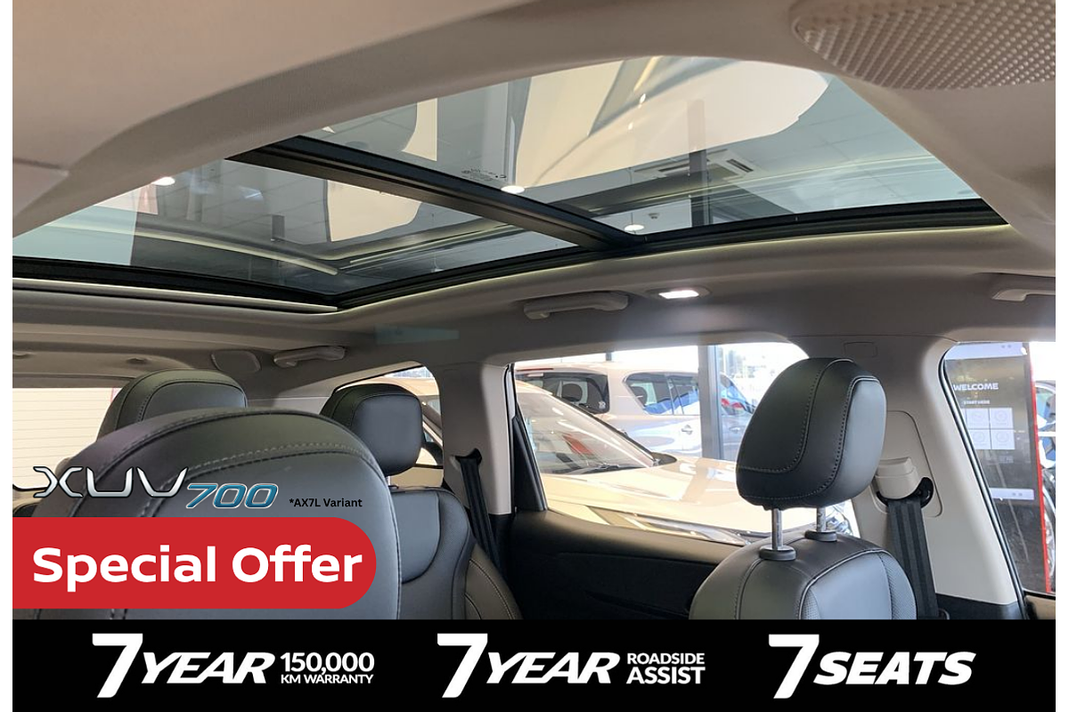 2025 Mahindra XUV700 AX7L