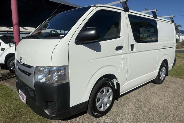 2015 Toyota Hiace TRH201R LWB