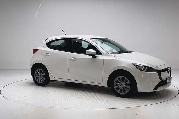 2024 Mazda 2 G15 Pure DJ Series thumb-1
