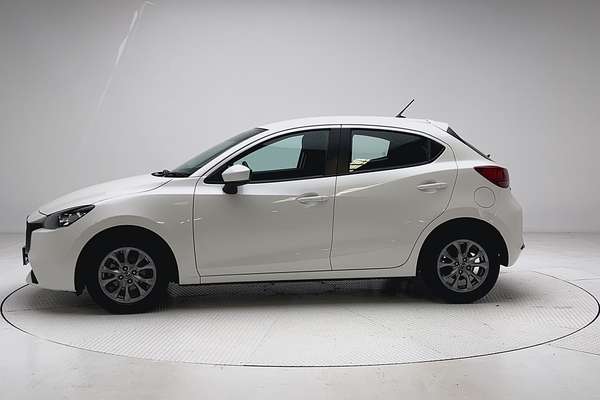 2024 Mazda 2 G15 Pure DJ Series thumb-4