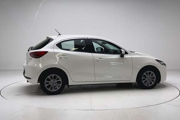 2024 Mazda 2 G15 Pure DJ Series thumb-8