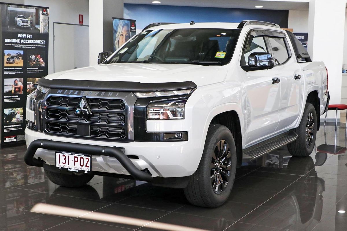 2025 Mitsubishi Triton GSR MV 4X4
