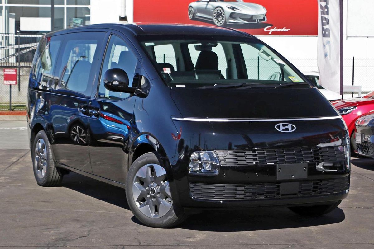 2026 Hyundai STARIA US4.V3