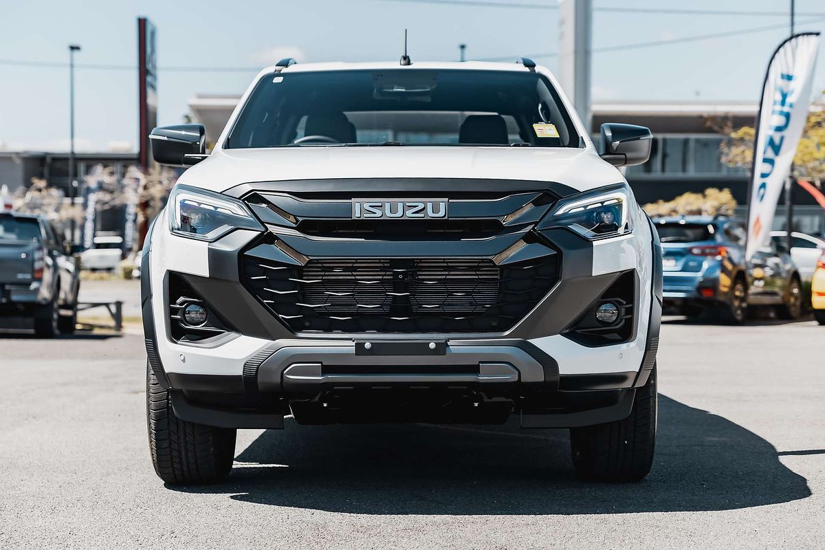 2026 Isuzu MU-X X-TERRAIN