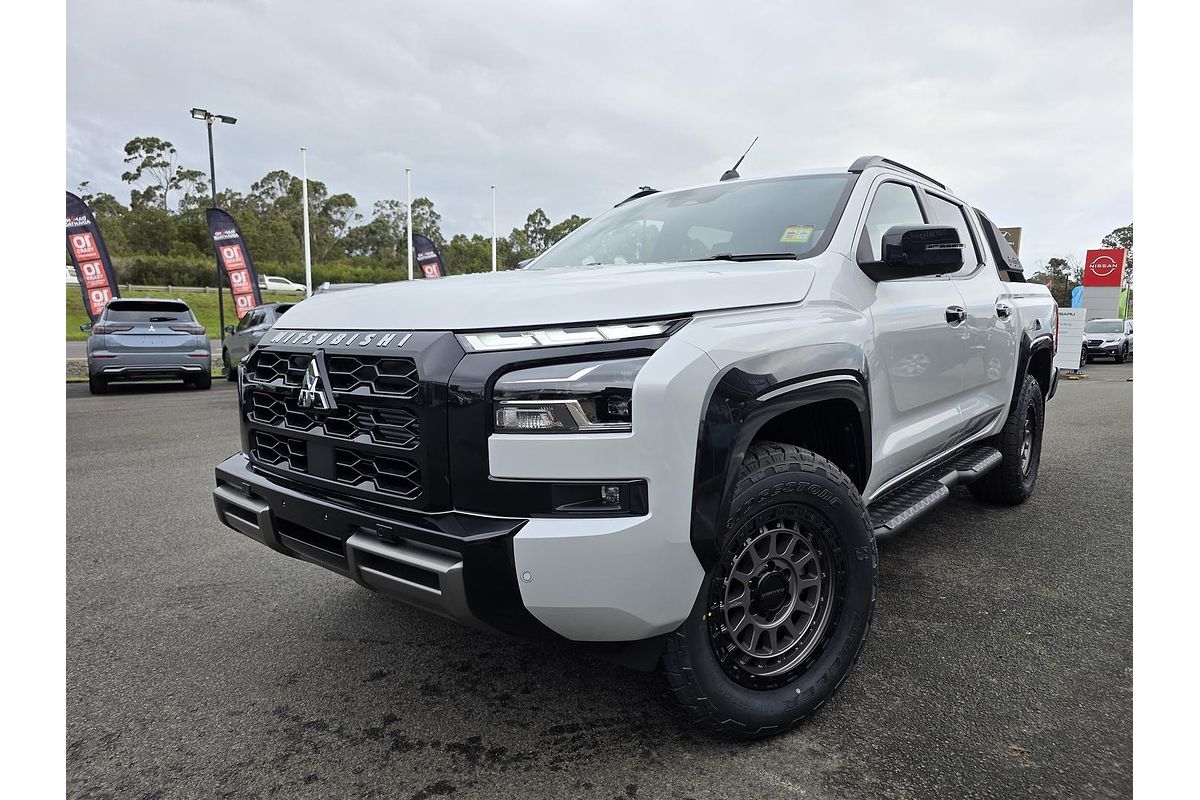 2026 Mitsubishi Triton GSR MV 4X4