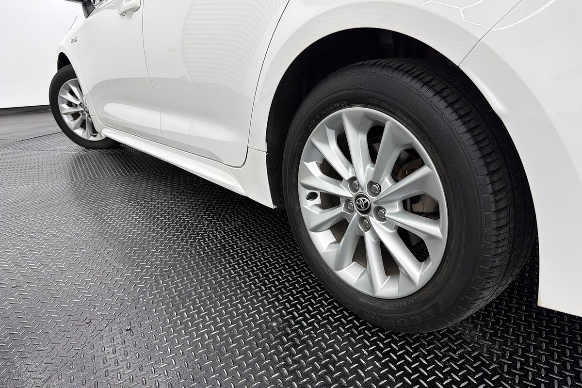 2022 Toyota Corolla Ascent Sport Hybrid ZWE211R