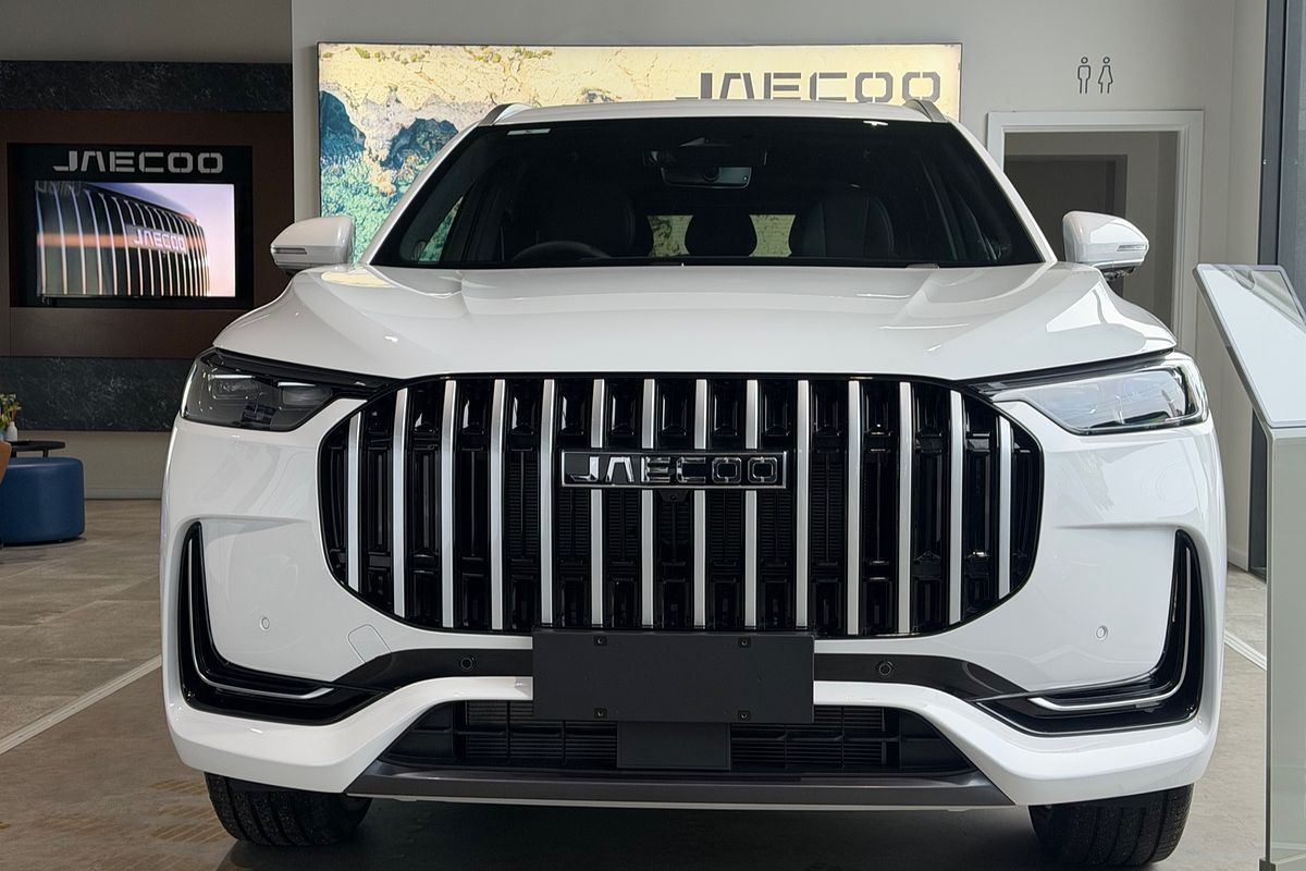2026 OMODA JAECOO J8 SHS Summit