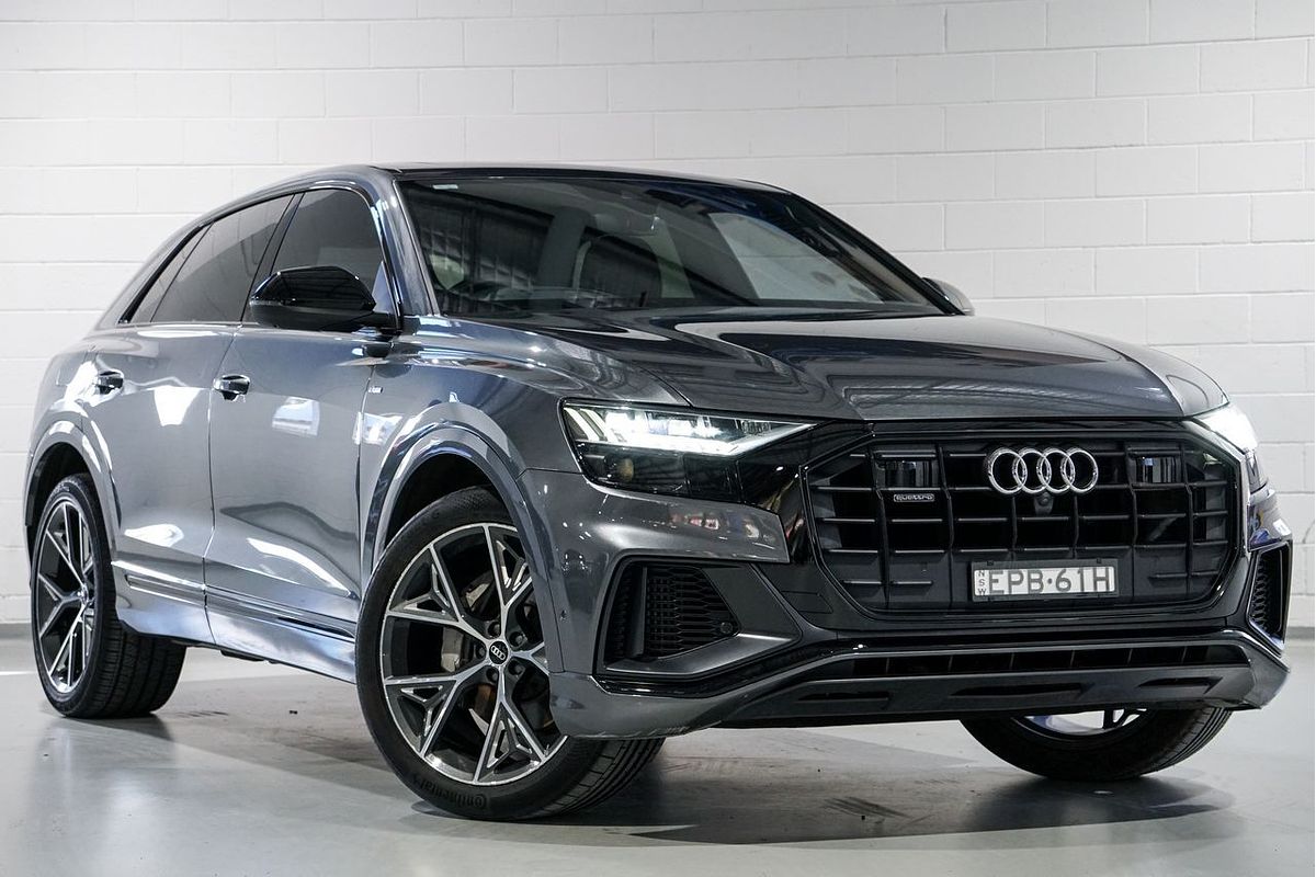 2021 Audi Q8 55 TFSI S line F1