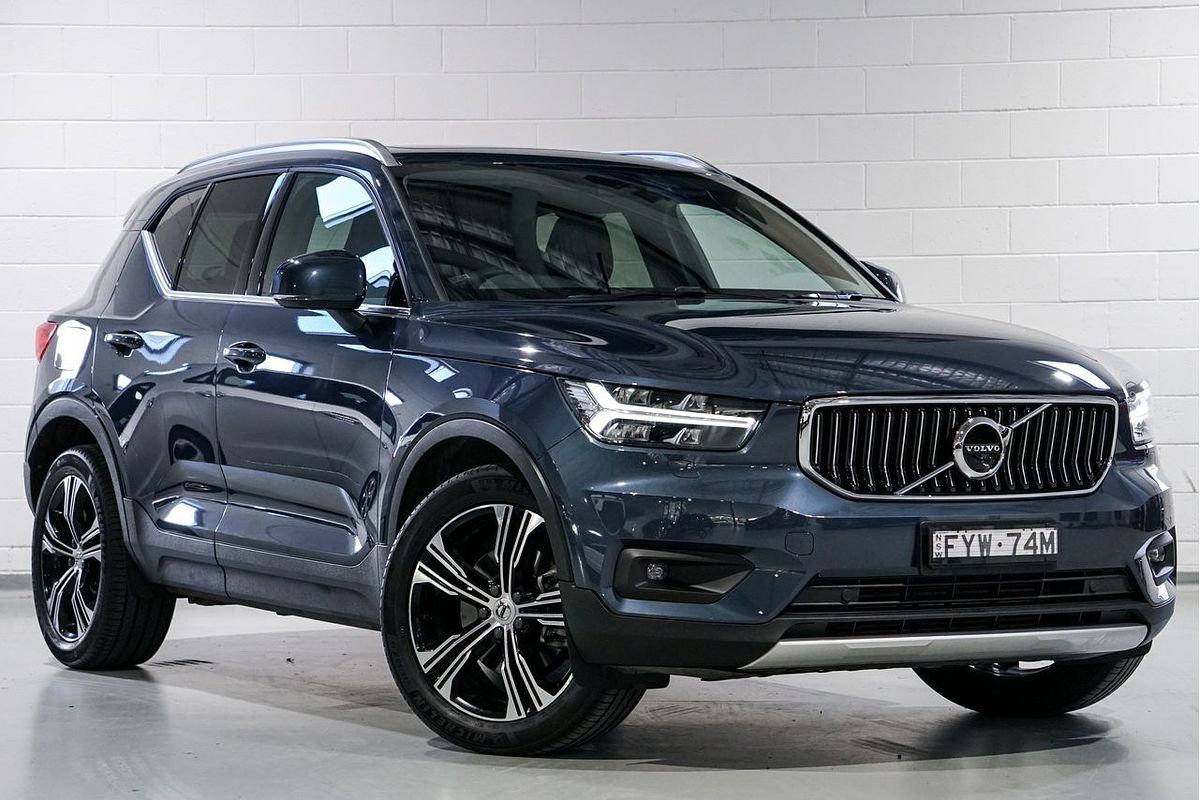 2022 Volvo XC40 T4 Inscription