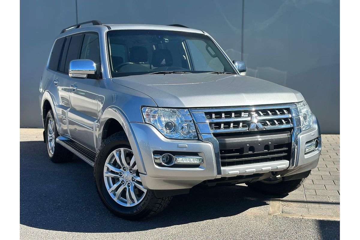 2018 Mitsubishi Pajero Exceed NX