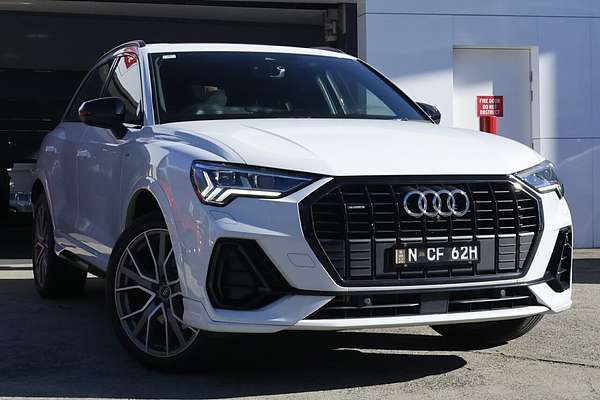 2022 Audi Q3 40 TFSI S line F3