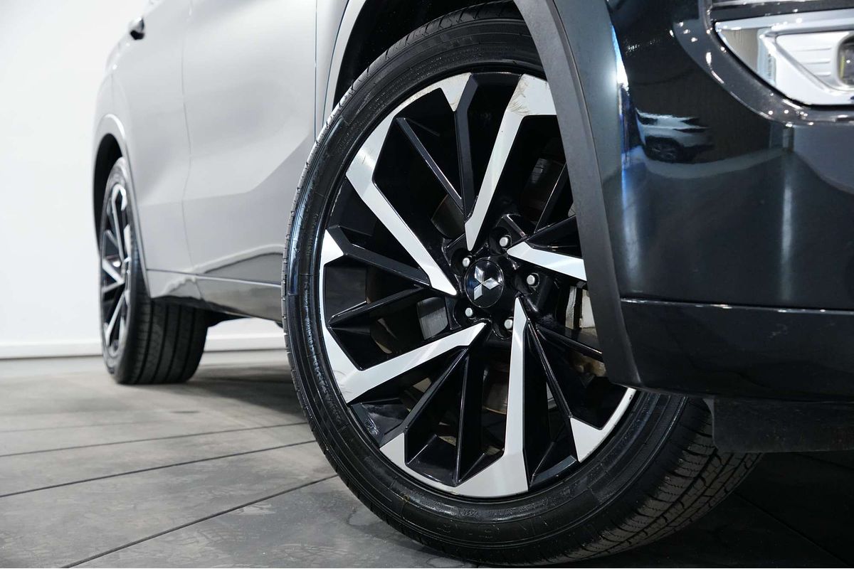 2021 Mitsubishi Outlander Exceed Tourer ZM