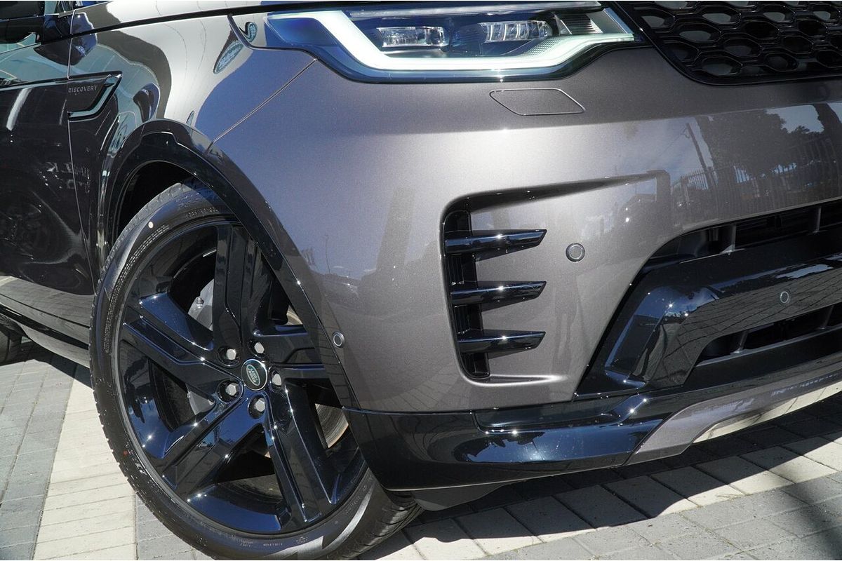 2026 Land Rover Discovery D350 Dynamic SE Series 5