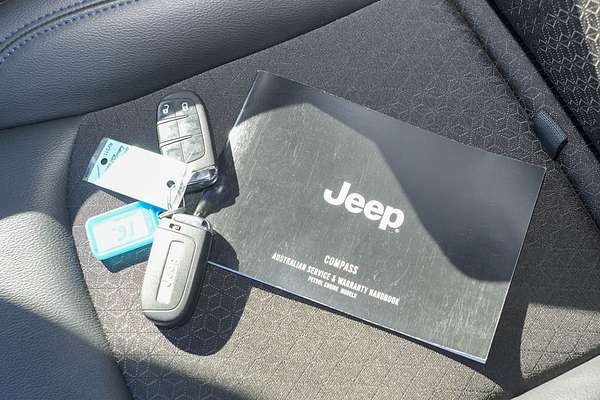 2021 Jeep Compass Launch Edition M6 thumb-20