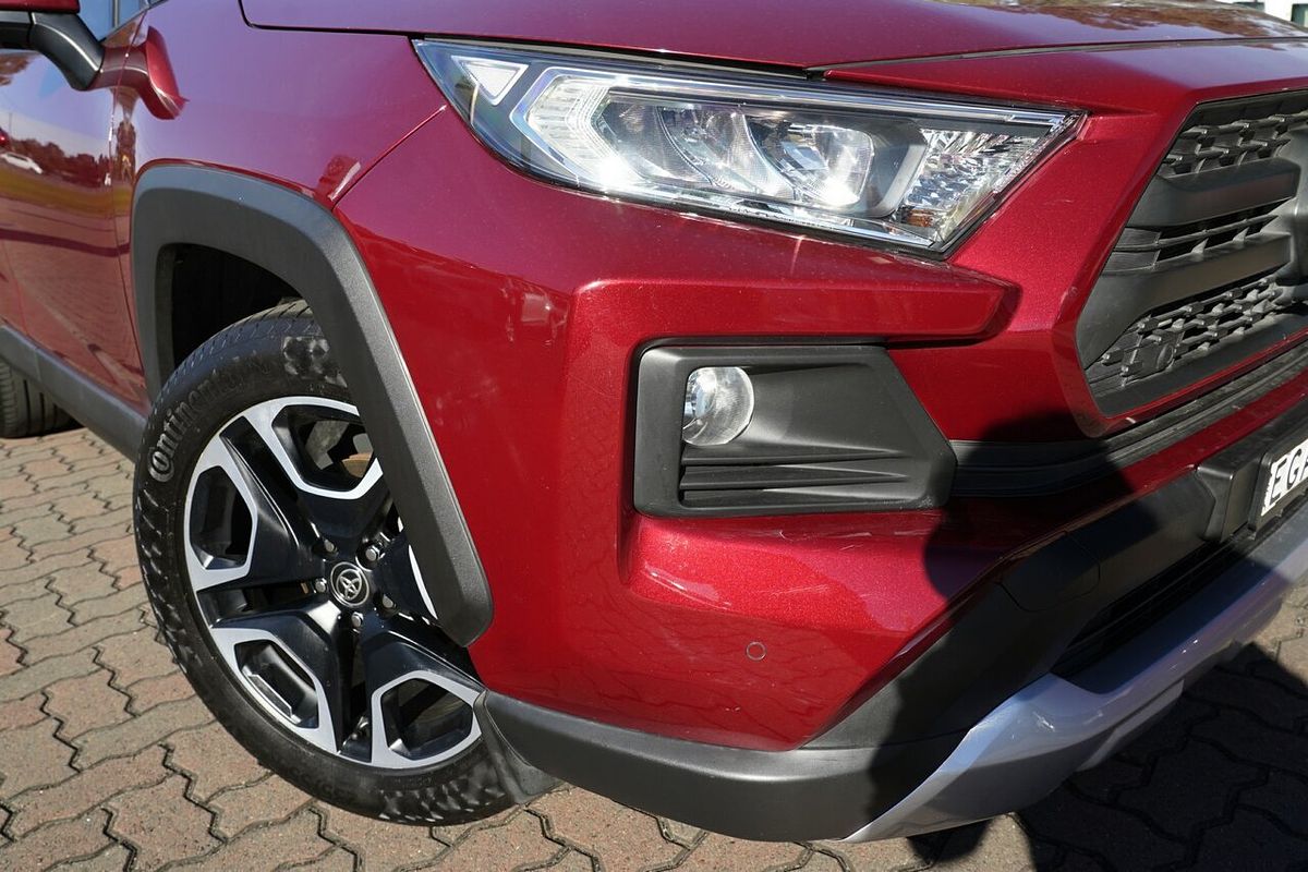 2019 Toyota RAV4 Edge AXAA54R
