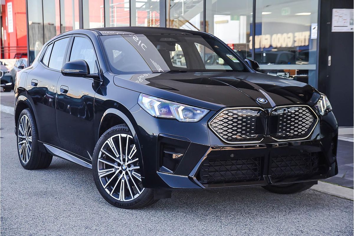 2026 BMW iX2 xDrive30 M Sport U10