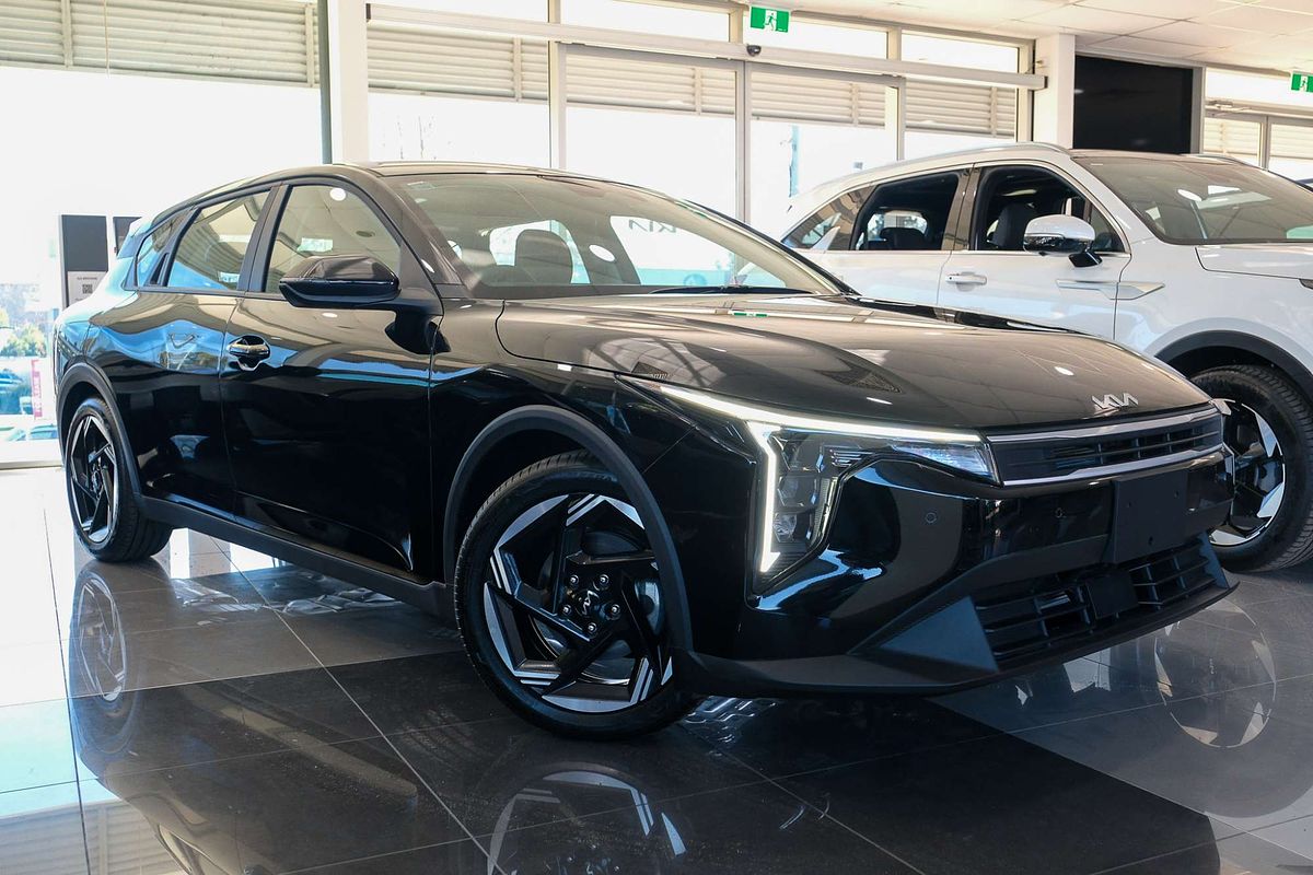 2025 Kia K4 Sport+ CL4m