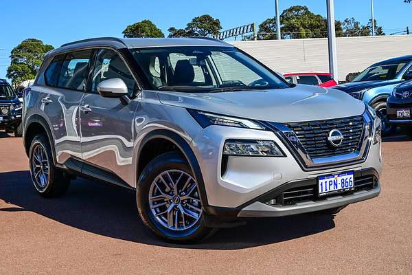 2025 Nissan X-TRAIL ST T33