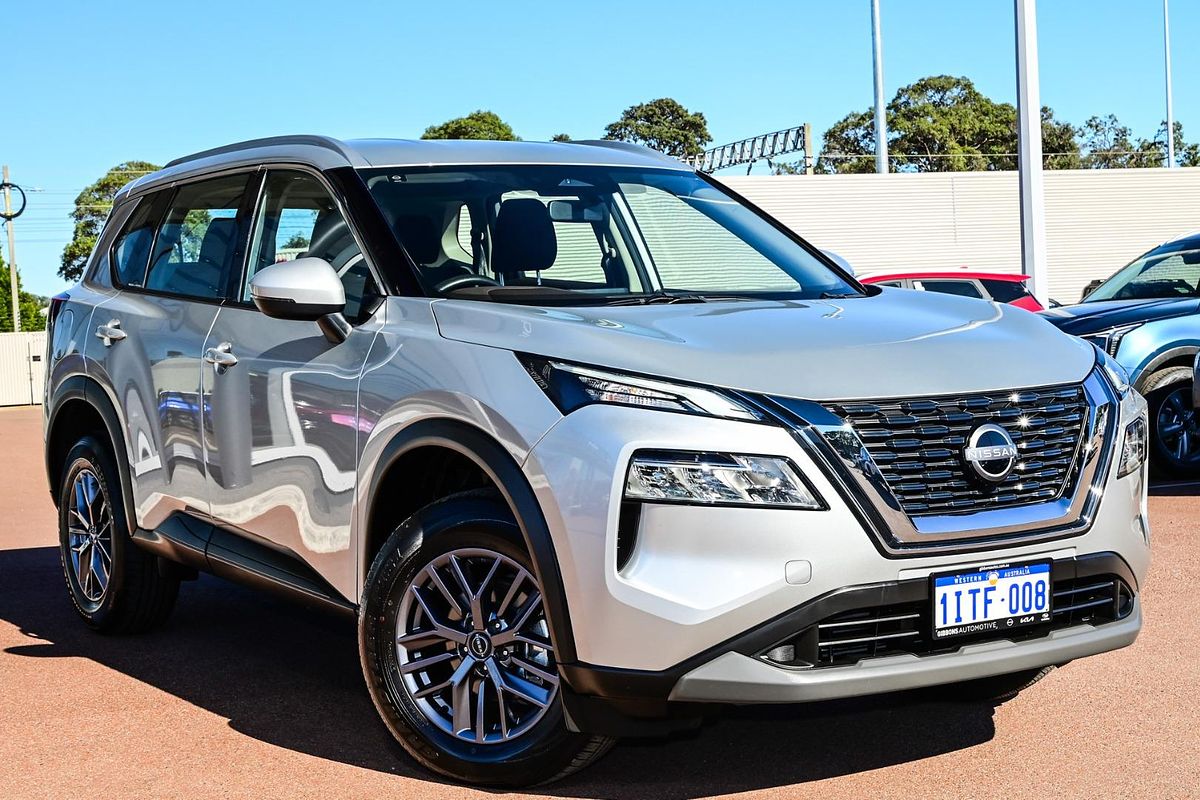 2025 Nissan X-TRAIL ST T33