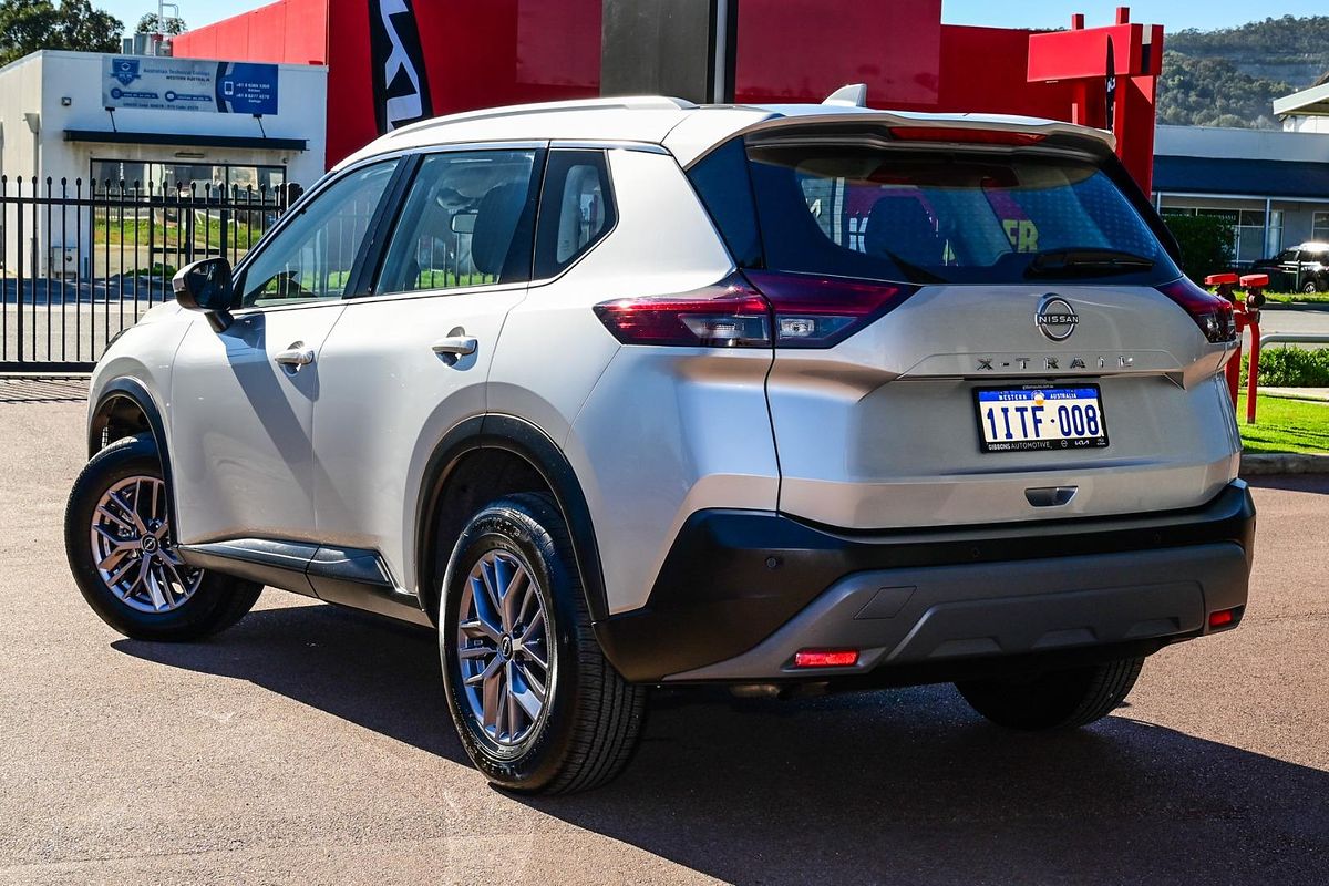 2025 Nissan X-TRAIL ST T33