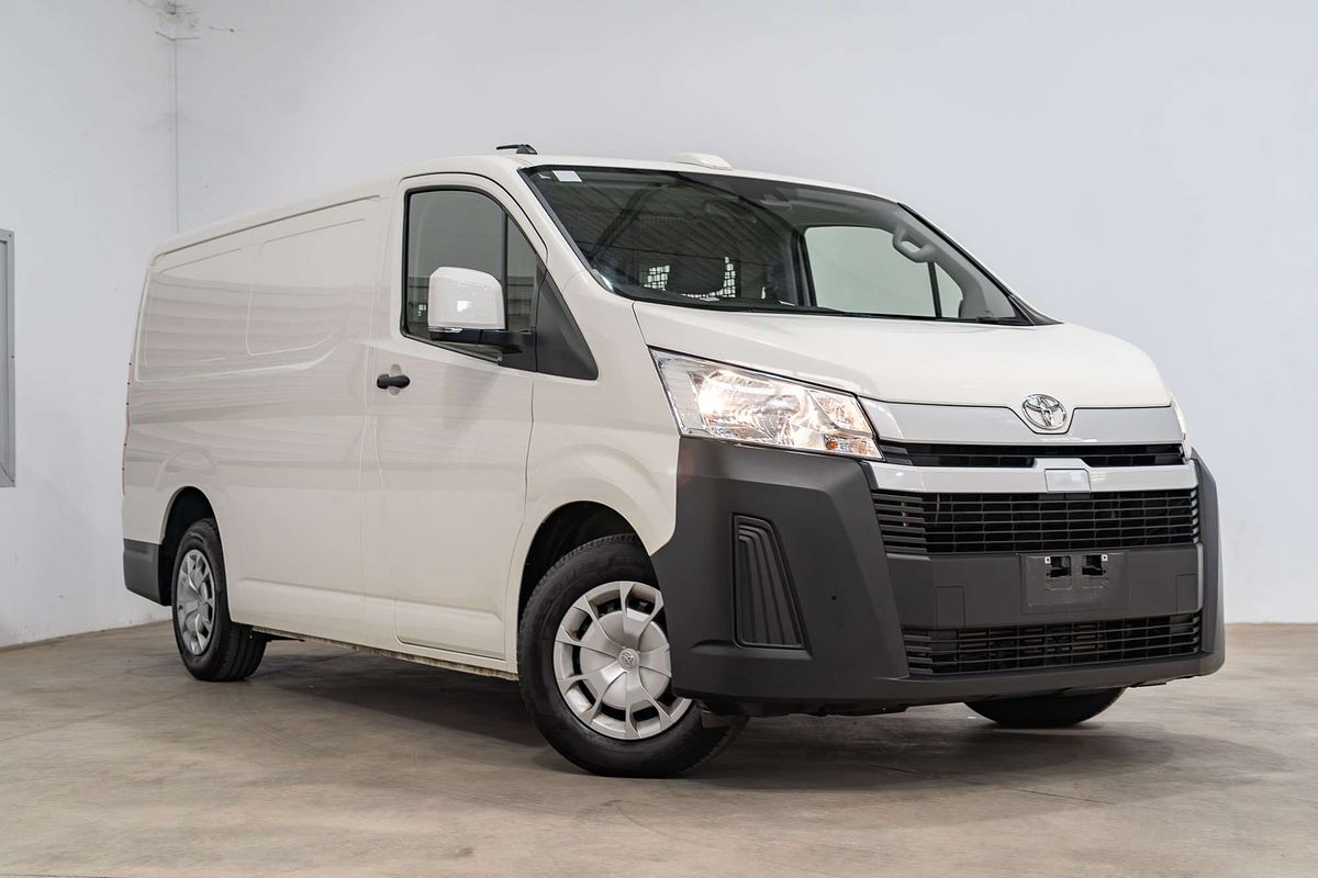 2024 Toyota Hiace GDH300R LWB