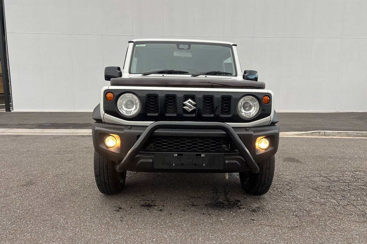 2023 Suzuki Jimny GLX GJ