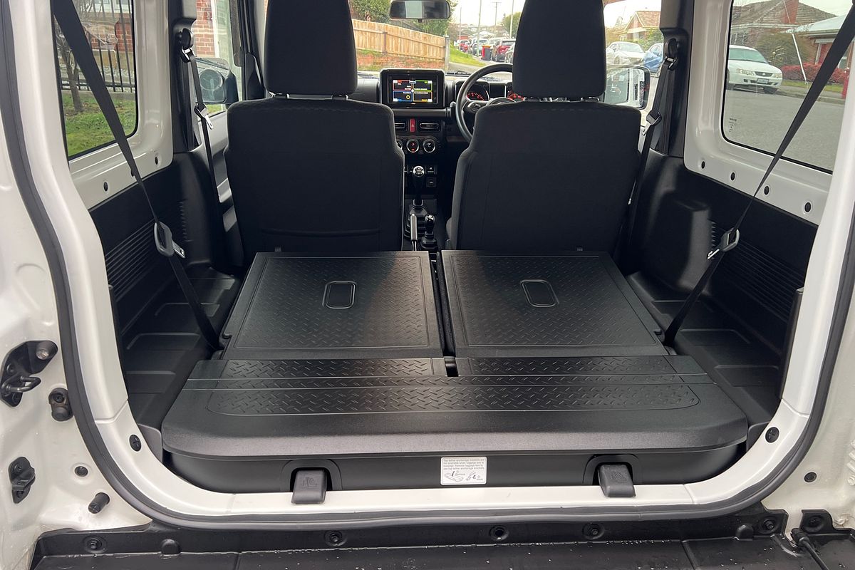 2023 Suzuki Jimny GLX GJ