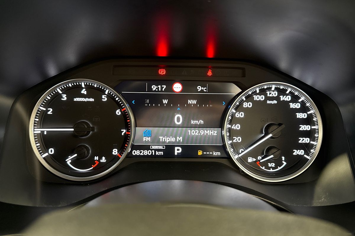 2023 Mitsubishi Outlander LS Black Edition ZM